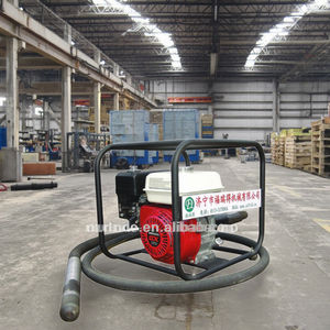 Vibratore per Calcestruzzo Portatile con Motore a Benzina in Vendita (FZB-55) - Product Image 3