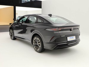 2026 <span class=keywords><strong>VM</strong></span> Zhonghe 07 SUV Elettrico Puro 5 Porte 6 Posti Lunga Autonomia Nuova Energia Dalla Cina - Product Image 2