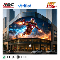 Écran LED extérieur fixe P3.076 8K HDR10, support de service frontal, IP65 résistant aux intempéries, mur vidéo pour entrée de centre commercial, marque