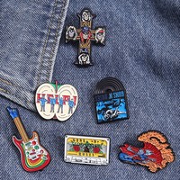 Broche Rétro Guitare et Cassette Classique Style Punk, Accessoire de Tenue, en Alliage Émaillé