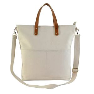 Sac fourre-tout en toile de jute personnalisé et imperméable pour femme, idéal pour la plage, les courses et les voyages – Fournisseur Vietnamien - Product Image 3