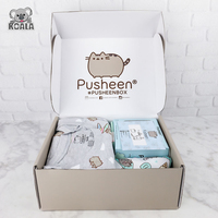 Boîte d'emballage en carton personnalisée pour jouets et poupées, design de dessin animé mignon, vente en gros en Chine