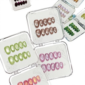 Faux ongles à presser faits à la main en gros, couleurs aléatoires, motifs variés, couverture complète pour la beauté des doigts - Product Image 3