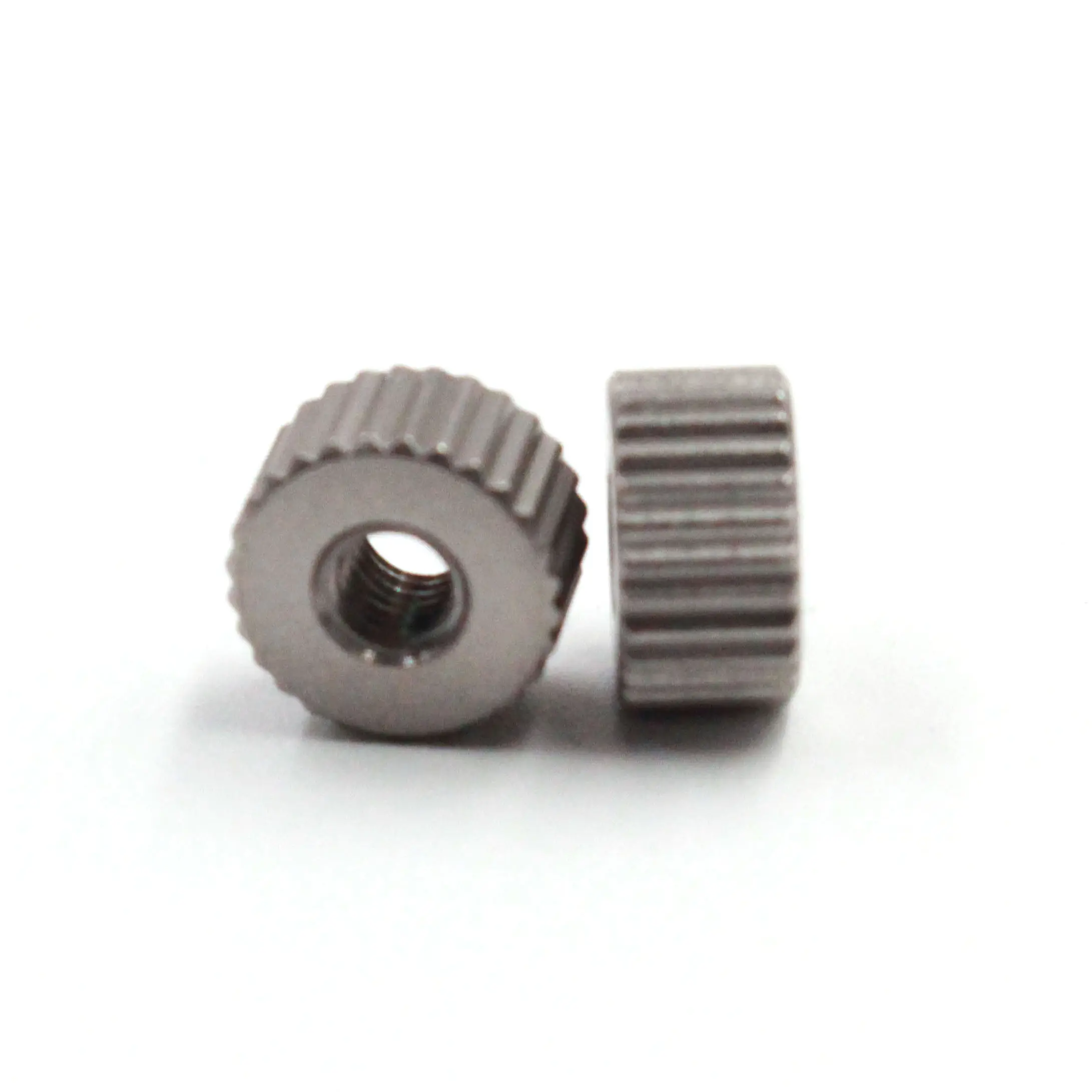 Round nut stainless material SS304 steel knurled thumb nuts carbon steel flat round head nut