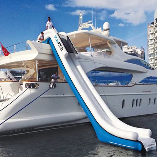 Scivolo gonfiabile per yacht a prezzo favorevole all'ingrosso scivolo galleggiante gonfiabile per barche ad acqua