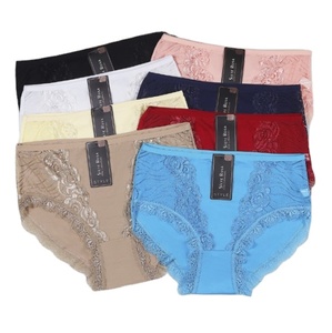 Sexy Lingerie Mom: Style & Comfort for Moms