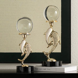 Tác phẩm điêu khắc cá bằng kim loại sang trọng sáng tạo để trang trí nội thất khách sạn và phòng, đồ trang trí nhà cửa, đồ trang trí bàn làm việc, quà tặng quả cầu pha lê - Product Image 2