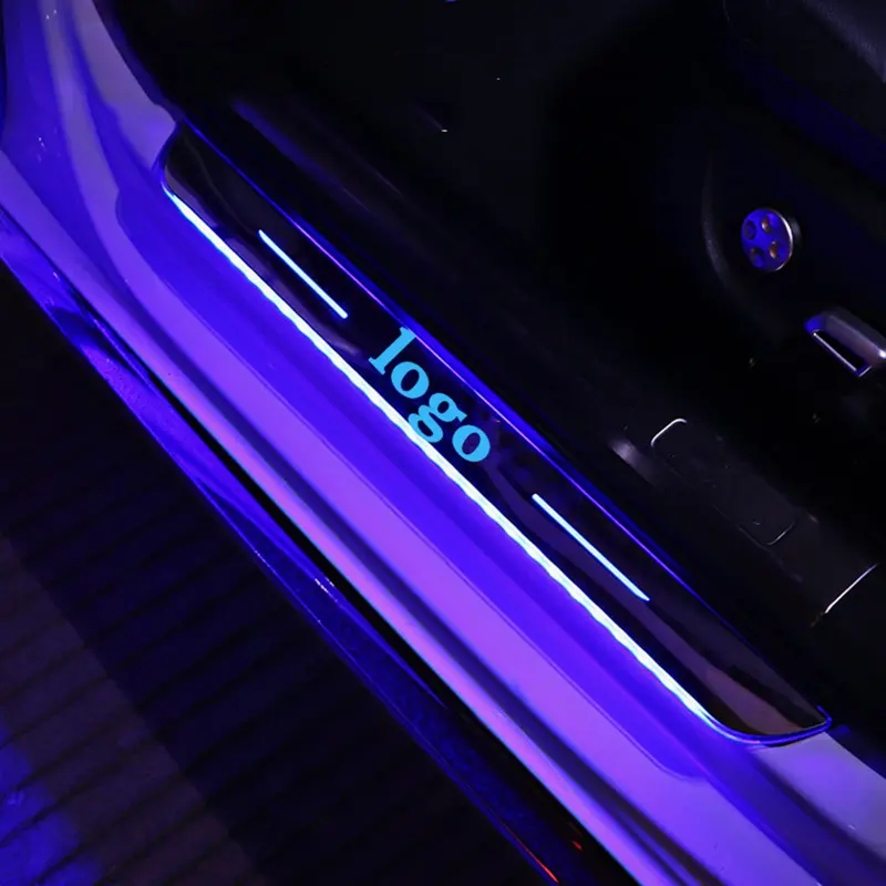 RGB Lampu Pintu Mobil Proyektor Logo Lampu Laser untuk Toyota Nissan Tesla USB LED Pedal Selamat Datang Pedal Pelat Lecet Tanpa Kabel