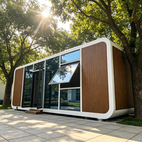 Cabane de jardin personnalisée Apple avec rangement intégré pour optimiser l'espace et aménagement complet pour logement d'effectif