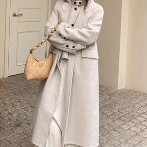 เสื้อโค้ทผู้หญิงสำหรับฤดูหนาว แบบกระดุมสองแถว ปกขนสัตว์ ทรงโอเวอร์ไซส์ หรูหราแบบเรียบง่าย ปรับแต่งการปิดได้ - Product Image 5