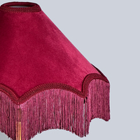 Lampe de table sans fil en gros, abat-jour rouge bordeaux en tissu TC à pompons, en métal, faite à la main, écologique, pour restaurant et mariage