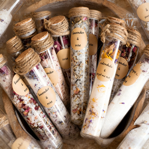 प्राकृतिक गुलाब के आवश्यक तेल के साथ व्यक्तिगत गुलाबी हिमालायन स्नान नमक ग्लास परीक्षण ट्यूब प्राकृतिक गुलाब के साथ - Product Image 1