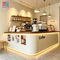Comptoir de bar en forme de L bicolore personnalisé Yabo pour café, comptoir de réception incurvé pour petit café avec éclairage LED