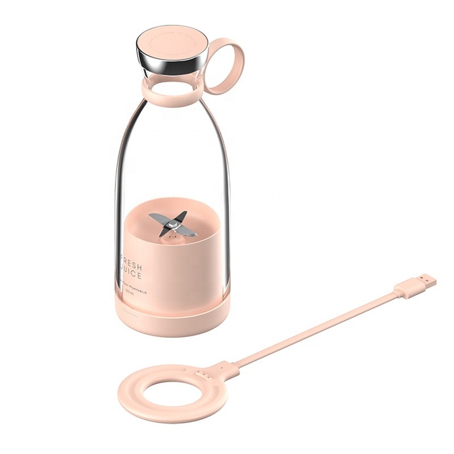 Portable 7.4V USB Rechargeable Mini Juicer White Wireless Personal Blender with Cup and Travel Bottle for Home Car Hotel Use