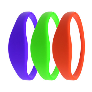 Tùy chỉnh <span class=keywords><strong>NFC</strong></span> Silicone dây đeo cổ tay cho các sự kiện khách sạn Thanh Toán-mềm thành viên kinh doanh thẻ RFID Mini <span class=keywords><strong>Tag</strong></span> 125Khz 13.56MHz - Product Image 4