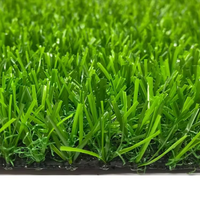 Gazon artificiel chinois en gros, tapis de gazon synthétique pour terrains de football, murs végétalisés et décoration de jardins et de sites sportifs
