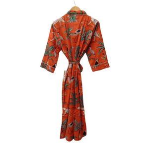 Robe kimono en coton rouge grande taille de haute qualité, imprimé floral fait main, tenue décontractée disponible en gros - Product Image 3