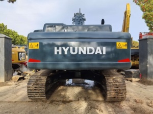 Excavatrice Hyundai 305LC-9T d'occasion d'origine coréenne, 30 tonnes, avec moteur Cummins, pompe et boîte de vitesses - Composants essentiels à vendre - Product Image 5