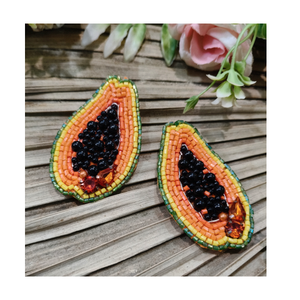 Boucles d'oreilles faites à la main avec perles de qualité supérieure, travail artisanal artistique, bijoux de mode pour les fêtes, occasions festives et spéciales. - Product Image 6