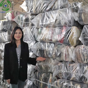 Balla di T-Shirt Estive da <span class=keywords><strong>Uomo</strong></span> di Marca Usate Ukay Ukay per Uomini alla Moda con un Budget Limitato - Product Image 4