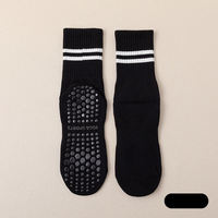 Chaussettes de Pilates antidérapantes personnalisées pour femmes Chaussettes de yoga en tube de coton tricotées en silicone antidérapantes pour le bas du sport d'automne
