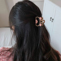 Coréen petit ours métal Ganchos Para El Cabello pinces à cheveux mat dessin animé mignon chat cerise coeur requin pince amour Simple griffe de cheveux