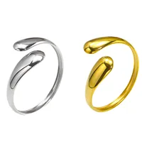 Bracelet jonc ouvert en acier inoxydable poli et lisse avec pointe en forme de goutte, plaqué or 18 carats, bijou minimaliste pour femme, idéal au quotidien