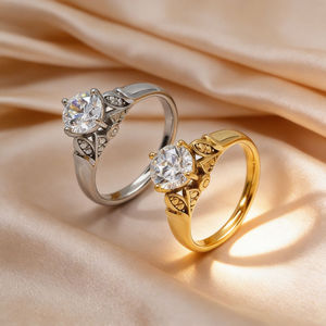 Anillo de Mujer Personalizado con Baño de Oro PVD y Circonita, Altamente Pulido, para Regalo de Enamorados - Product Image 1