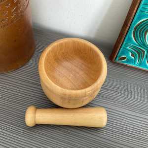 Ensemble mortier et pilon en bois de haute qualité presse-ail fait à la main pour une utilisation en cuisine à bas prix de HUMAYUN WORLD CRAFTS - Product Image 5