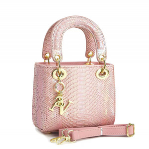 Elegante Bolso de Mano Cuadrado para Mujer con Patrón de Serpiente, Correa Extraíble, Decoración con Logotipo, Material PU, Bolso Cruzado para Uso Diario - Product Image 2