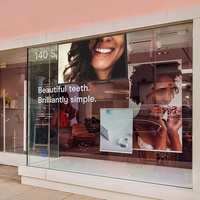 EKAA Layar Jendela Satu Sisi 43 Inci 3000/4000 Nits Kecerahan Tinggi LCD Digital Signage untuk Toko Fashion