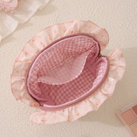 Pochette de maquillage en coton matelassé à fleurs pour femmes et filles, pour les voyages et l'usage quotidien, avec fermeture éclair à volants, dentelle en feuille de lotus