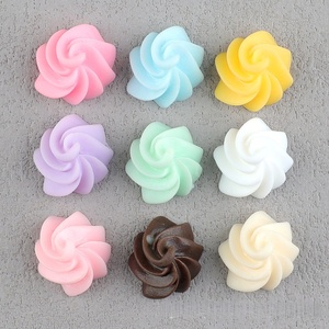 Dijes de Resina de Alta Calidad con Forma de Macaron para Manualidades, Adornos de Resina, Dijes de Resina para Hacer Joyas - Product Image 1