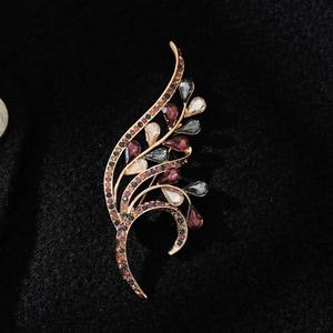 Broches de Cristal con Flores, Modernos y Elegantes, Botones de Diamantes de Imitación, Aleación Chapada en Oro, Personalizados, Unisex, para Uso Diario, Compromiso, Boda - Product Image 2