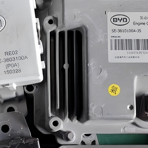 Parti Auto Originali Usate BYD S7 Smontate: Fari e Gruppo Sterzo per Officine di Riparazione e Rivenditori di Ricambi - Product Image 6