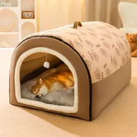 Lit pour animaux de compagnie en gros, écologique, confortable, à motif de dessin animé, pour chiens et chats, lavable, avec fond antidérapant, semi-fermé, type tente pour chat