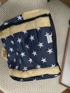 Cama para Animais de Estimação em Pelúcia Macia com Estampa de Estrelas, Tamanho Quente e Confortável, Removível - Product Image 5