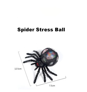 Pelota Antiestrés de TPR con Forma de Araña y Cuentas de Agua - Juguete Sensorial Blandito para Aliviar la Ansiedad, Temática de Halloween para Niños y Adultos - Product Image 1