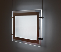 Boîte lumineuse suspendue en acrylique LED pour affichage de signalétique