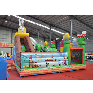 Aire de jeux gonflable sur le thème des jeux de dessins animés avec toboggan et zone de saut pour les enfants, idéale pour les fêtes estivales en plein air et les parcs d'attractions. - Product Image 6