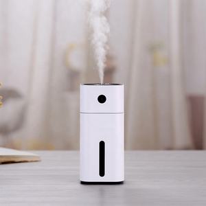 Petit mini humidificateur bon marché humidificateur à brume fraîche pour plantes <span class=keywords><strong>vaporisateur</strong></span> de yoga atomiseur avec lumières led colorées humidificateur de voiture Usb - Product Image 2