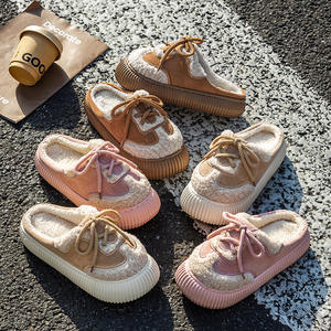 Pantoufles d'hiver pour femmes en coton avec semelle épaisse et chaude pour l'extérieur, semelle antidérapante et douce pour l'intérieur - Product Image 1