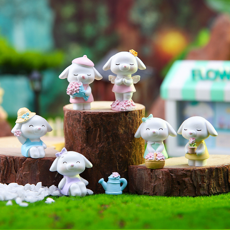 6 figurines en pâte à choux