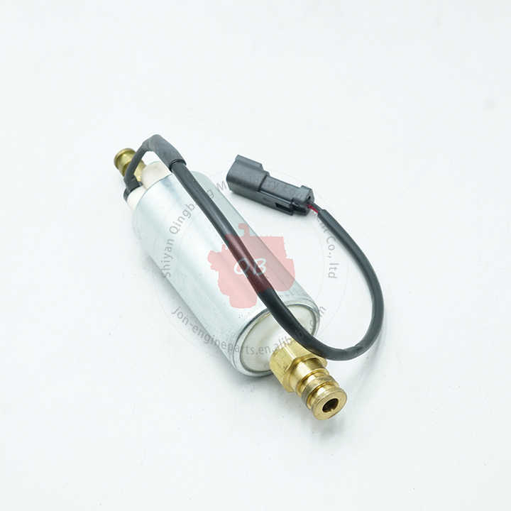 Chinese Generator Parts Cummins QST30 Pump 5593523 5483862 Fuel