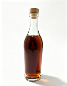 Botella de Vidrio Personalizada al por Mayor, Artículo Popular, Botella Transparente Gruesa para Licores con Tapón de Corcho de Madera para Ron Especiado y Tequila con Infusión de Frutas - Product Image 4