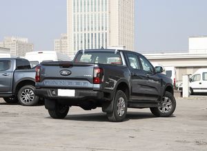 Ford 2023 4x4 2.3T Camioneta Mini Nueva de Gasolina, 4 Puertas y 5 Asientos, Scooter de Movilidad Familiar, Autos Usados de Alto Rendimiento - Product Image 4