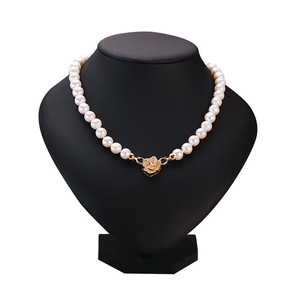 Collar de Perlas de Agua Dulce Redondas con Hebilla de Rosa Clásica de Zhuji, Chapado en Cobre, para Mamá y Abuela, Joyería Elegante sin Semillas - Product Image 5