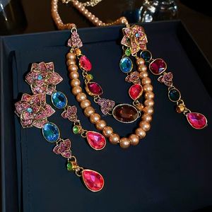 Vintage femmes luxe empilé collier rétro cour Style coloré perle strass gland fleur boucles d'oreilles - Product Image 2