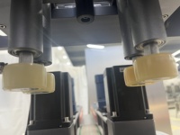 Machine à capsuler les vis, capsuleuse automatique multifonctionnelle, en ligne avec pompe à quatre roues