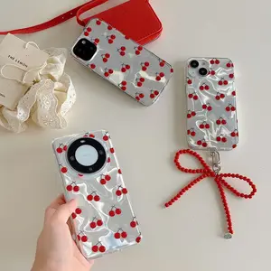 Vollbildschirm kleine Kirsch Telefonhülle für iPhone 11 14 Pro Max stoßfeste Abdeckung mit rotem Ball Bowknot Anhänger für Huawei mate 60